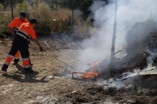 Foto 6 - Protección Civil y Bomberos trabajan juntos para prevenir los incendios forestales
