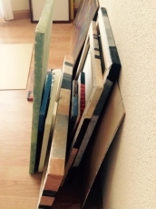 Rebeca Martín expone sus punturas en el Espacio Joven