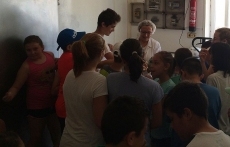 Alumnos del CRA Abadengo visitan la Casa del Parque y la fábrica de Quesos Abadengo 