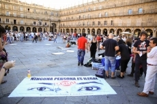 La Plaza Mayor acoge un teatro que denuncia la situaci&oacute;n de los refugiados