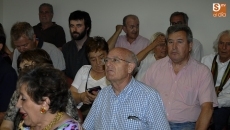 Amaya García analiza la fachada de la Universidad desde una visión musical