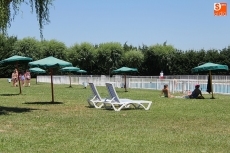 Foto 6 - Las piscinas municipales amplían el horario de baño durante el mes de julio