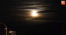 Foto 6 - El sol y la luna brillan en lo alto del cielo en la fiesta del CSA Aldea
