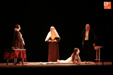 Foto 4 - Teatro Corsario llena el escenario con 'Teresa, miserere gozoso'