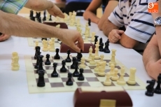 Foto 3 - El barrio de Garrido mueve ficha en el tablero de ajedrez 