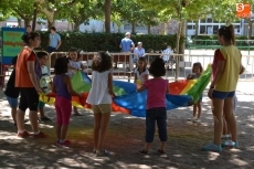 Foto 4 - Superhéroes y superheroínas se adueñan del Parque de La Glorieta