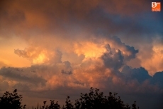 Foto 3 - 'El cielo salmantino en llamas', imágenes de la tormenta de verano