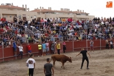 Foto 4 - La tormenta no resta público a la tercera jornada de las vaquillas