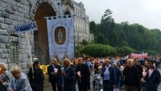 La pidió que fuera su madre