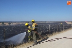 Un incendio calcina en Vitigudino cerca de cinco hect&aacute;reas de pasto