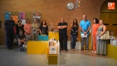 Quince libro-esculturas, quince artistas y un fin: la Subasta Solidaria del CDS en favor de Acopedis