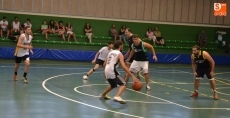 Foto 5 - Larga sesión de partidos para abrir el Torneo de Basket 3x3