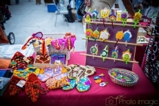 Foto 5 - El mercado artesano promociona con éxito los productos de la zona