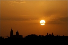 Foto 5 - El sol se esconde detrás de las catedrales 