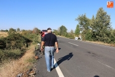 Foto 5 - Tres heridos en una colisión de un turismo y una furgoneta en la carretera de Vitigudino