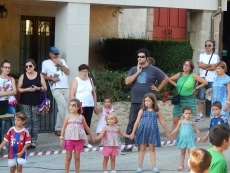 Foto 5 - Casi un centenar de niños juegan al Cluedo en la villa ledesmina