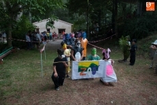 Foto 5 - Diversión y derroche de colorido en la fiesta de disfraces del Camping Sierra de Francia