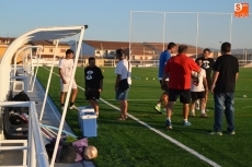 Foto 6 - El equipo Senior del Ciudad Rodrigo estrena por fin el campo de césped artificial