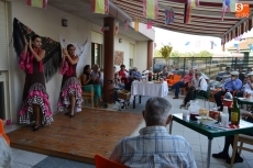 Foto 5 - Los abuelos disfrutan del final del verano con música, baile y un convite
