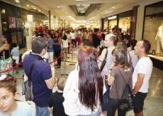 Foto 4 - Cientos de niños participan en el CC El Tormes en un casting de modelos