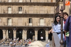 Un grupo de 23 jóvenes con discapacidad intelectual visita el Ayuntamiento