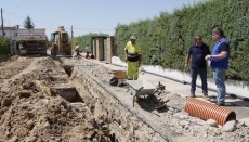 El Ayuntamiento invierte más de 30.000 euros en renovar el alcantarillado en la calle Yeltes