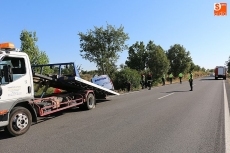 Tres heridos en una colisi&oacute;n de un turismo y una furgoneta en la carretera de Vitigudino