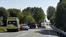 Medios de la Junta colaboran en la extinción de un incendio en La Garganta, localidad próxima a...