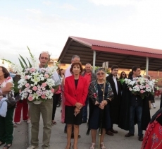 Foto 3 - El pregón y la ofrenda a la Virgen de la Vega marcan el inicio festivo