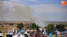 Foto 6 - Un incendio en la autovía A-62 sorprende a los visitantes de la Feria Salamaq