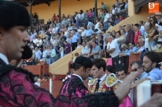 Foto 3 - Cientos de fieles suben a El Castañar para homenajear a su patrona