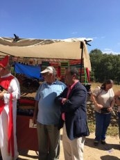 Foto 5 - El Casarito revitaliza el mercado tradicional en la II Feria Agroalimentaria y Artesana