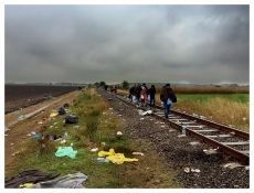 Foto 4 - De la fotografía a la injusta caridad, y de aquí al lavado de conciencias.