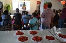 Foto 5 - El tomate, protagonista de la tarde sabatina en el CSA Aldea