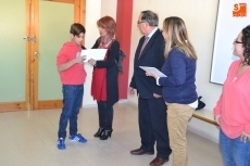 Foto 6 - La primera promoción British del Colegio Miróbriga recibe sus diplomas