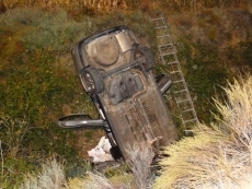 Foto 5 - Un vehículo termina en la cuneta tras salirse de la calzada cerca de Babilafuente