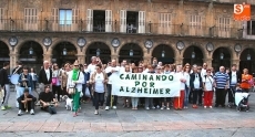 Marcha solidaria hasta la Plaza Mayor para concienciar sobre el Alzheimer