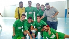 Café Solo y Los Helechos se proclaman campeones en el pabellón de Aldeatejada