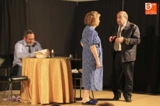 Foto 6 - Risas y mucho humor con la obra teatral en el Aula Minor ‘Anacleto se divorcia’