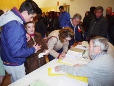 Foto 6 - El Consistorio entrega a los nuevos adjudicatarios los 130 huertos familiares