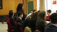 Foto 6 - Alumnos de Ciencia Política realizan un simulacro del Consejo Europeo