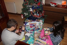 La ilusión de abrir los regalos de los Reyes Magos