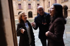 La directora de la Oficina de Asuntos Educativos de la Embajada de China visita la Pontificia