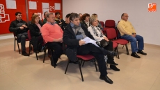 David Serrada y Rosa López presentan a debate el documento para la formación de gobierno