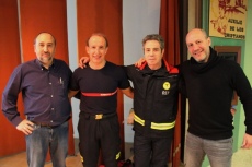 El chico duro es aquel que lleva la manada segura. Jamás quien la pone en riesgo