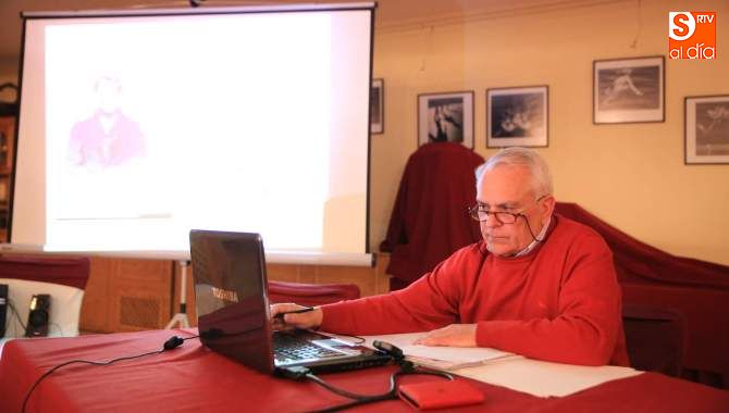 Un momento de la tertulia en el Rona Dalba