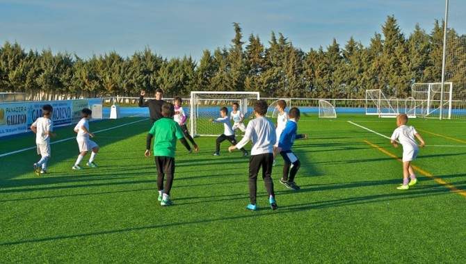 Jugadores canteranos del CD Peñaranda, en un entrenamiento