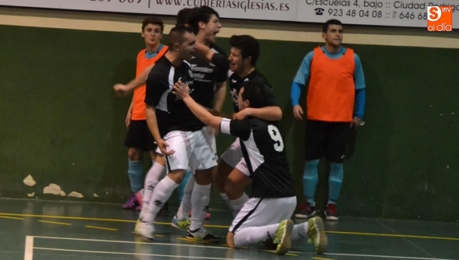 Celebración del 4-1, obra de Mota | Foto @kisanghani