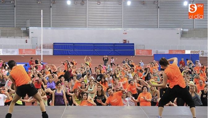 Juegos infantiles y animadas demostraciones en la jornada popular de La Aldehuela