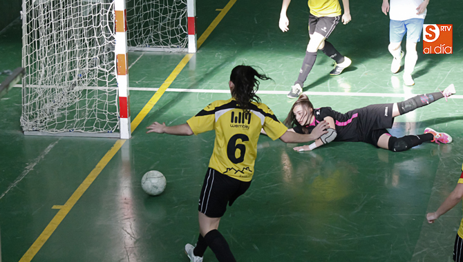 Jugada del encuentro entre San José y Trepalio. Alex López